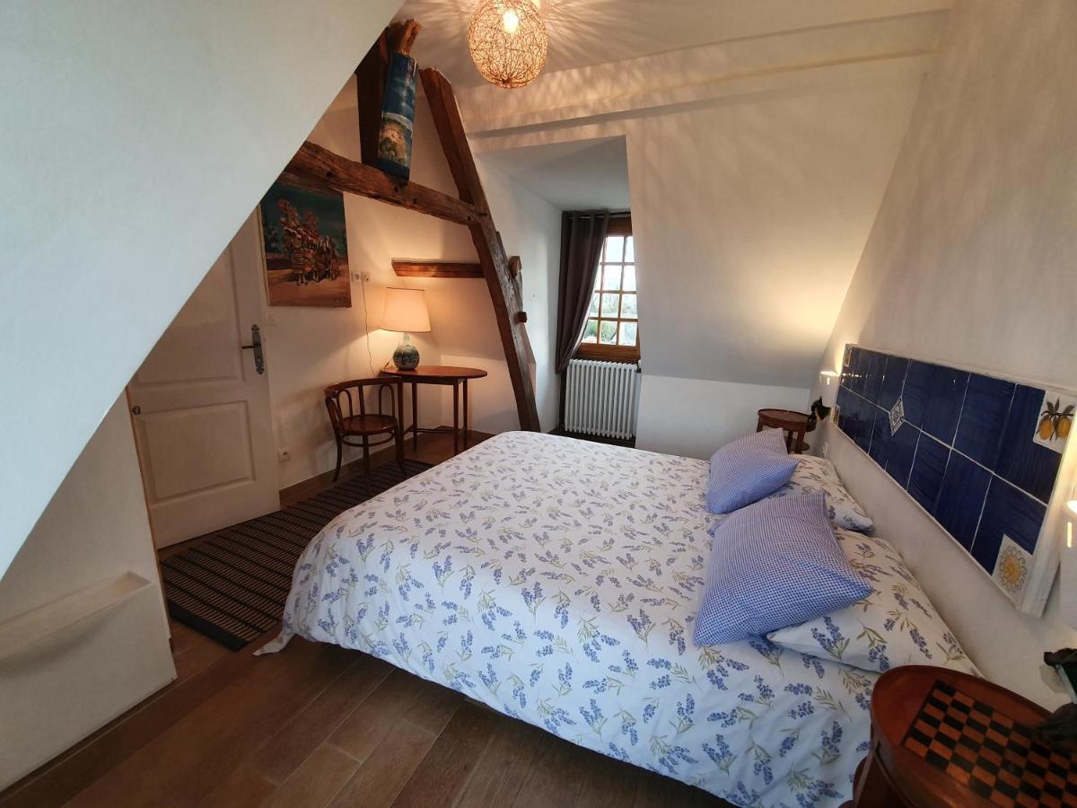 B&B - Le Clos Aux Masques Saint-Pierre-Azif Exterior foto