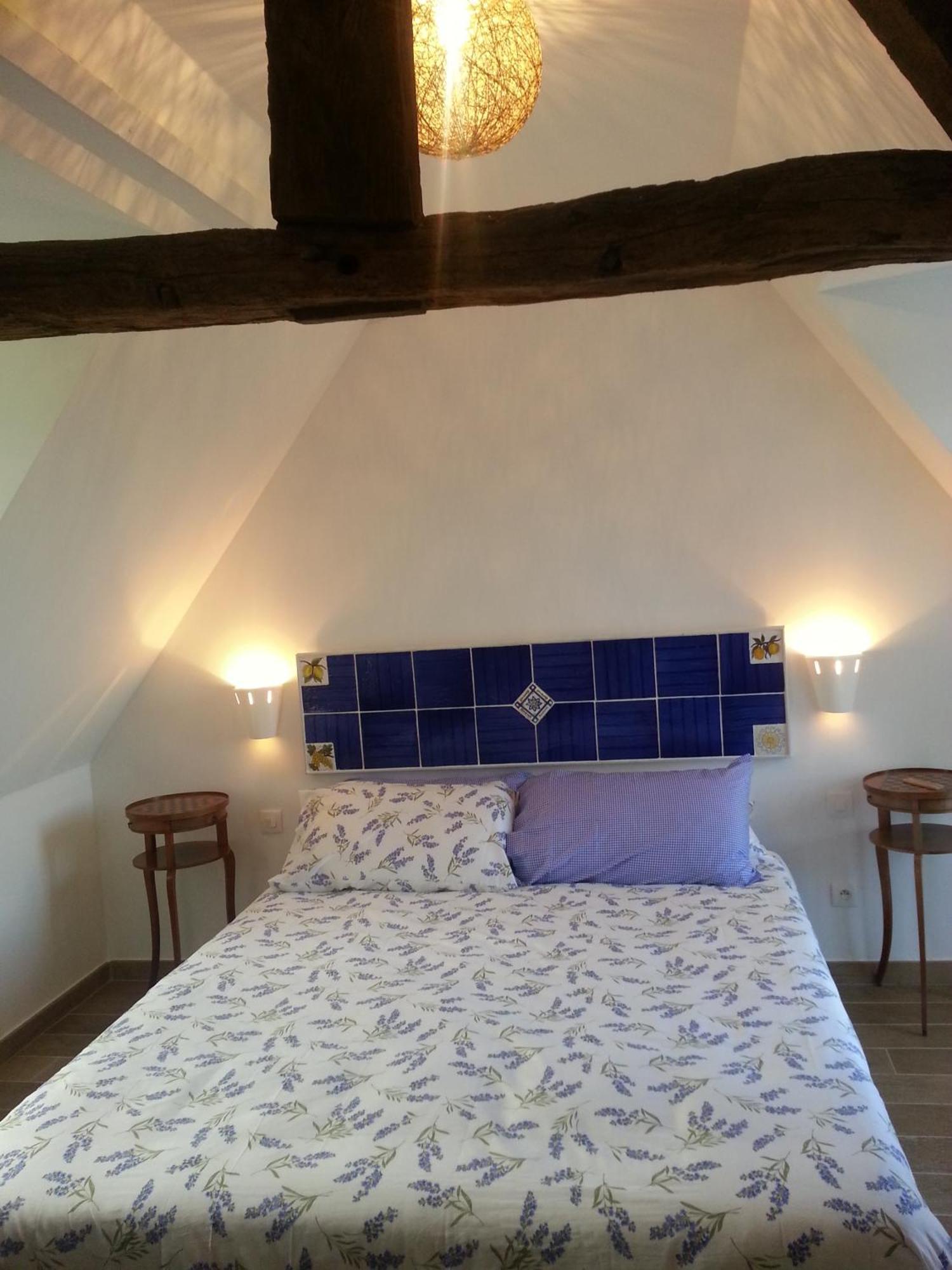 B&B - Le Clos Aux Masques Saint-Pierre-Azif Habitación foto