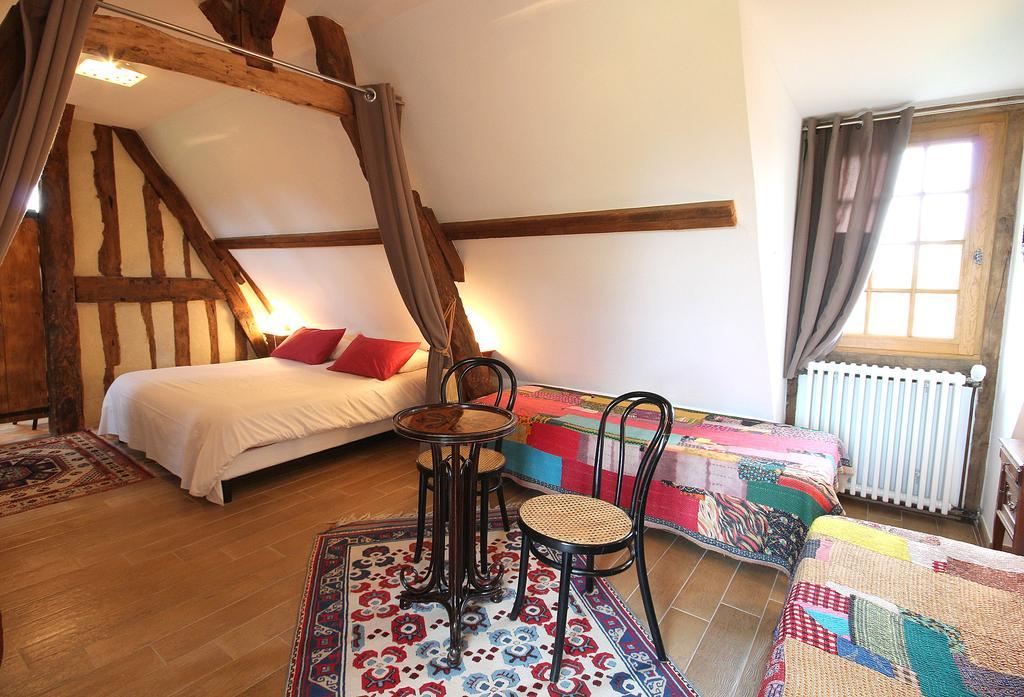 B&B - Le Clos Aux Masques Saint-Pierre-Azif Exterior foto
